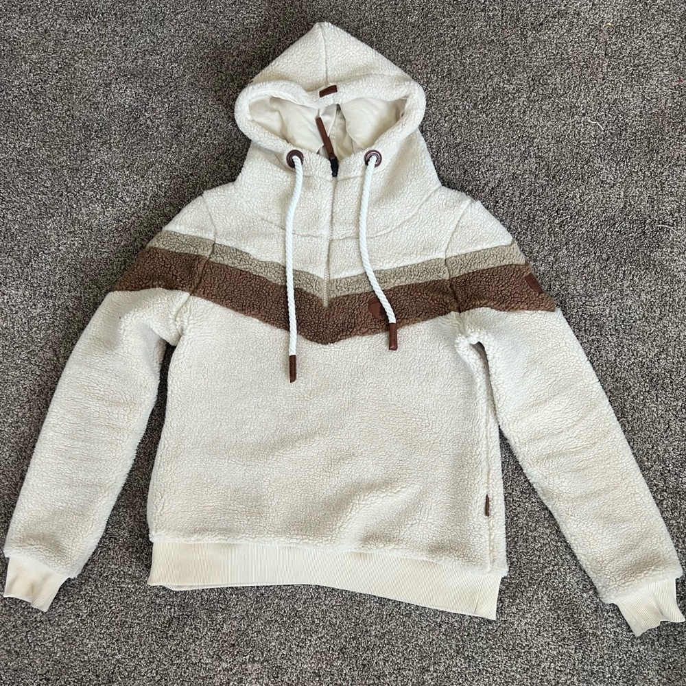 Wanakome Sherpa Hoodie size large